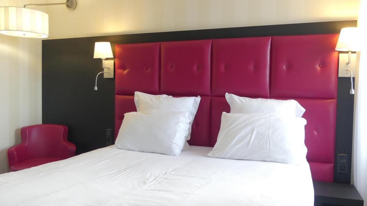 Logis Saint Guirec Et De La Hotel