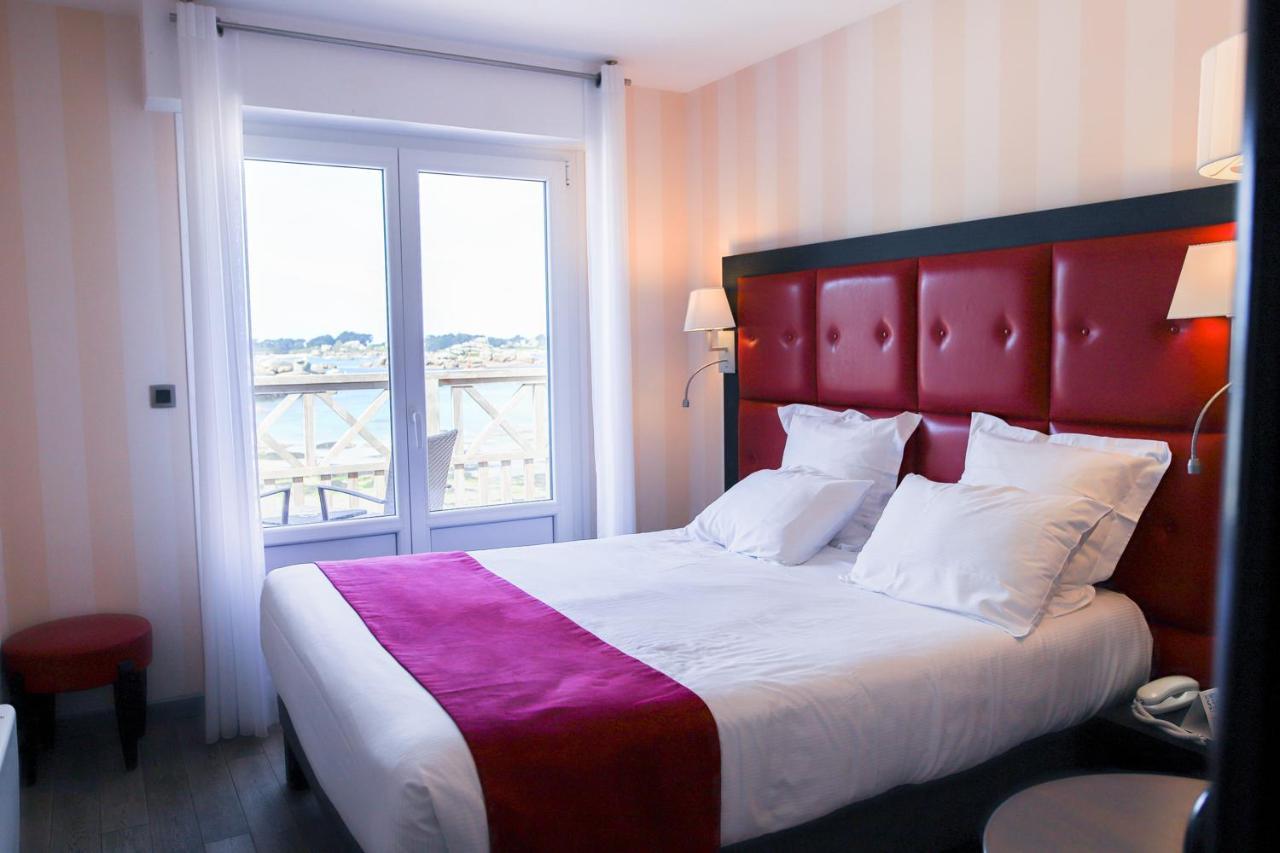 Logis Saint Guirec Et De La Hotel